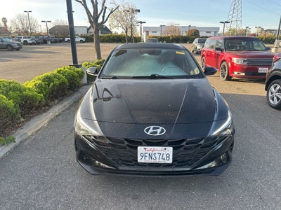 2023 Hyundai ELANTRA SE