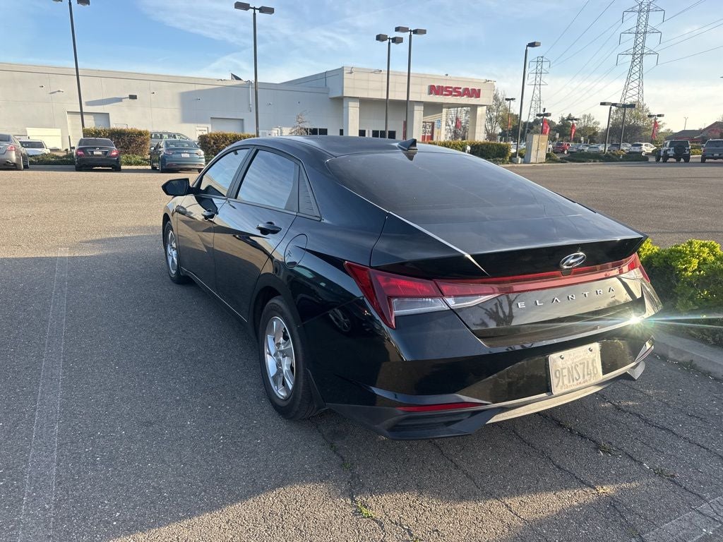 2023 Hyundai ELANTRA SE