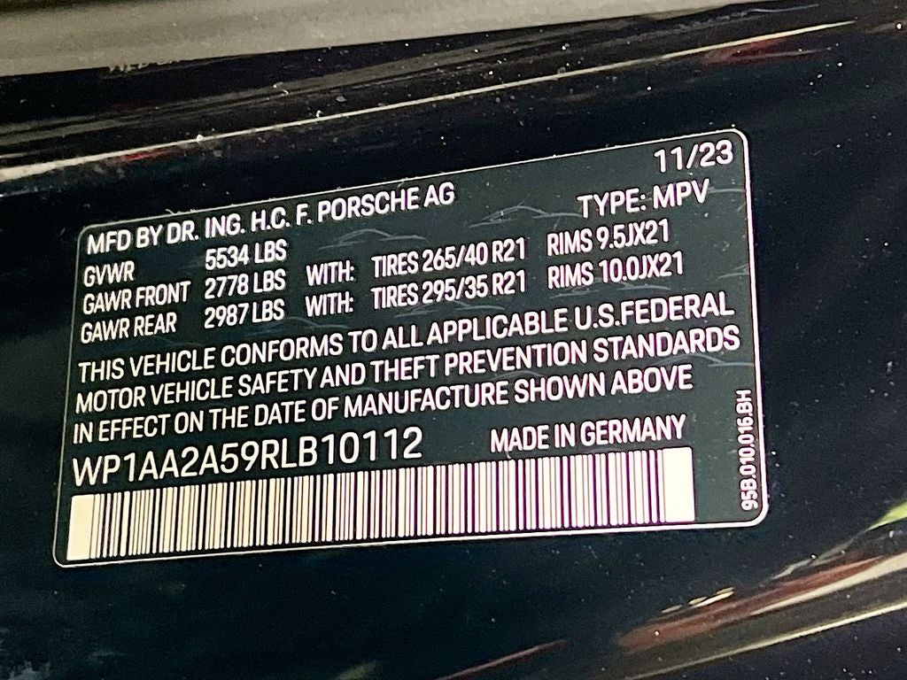 2024 Porsche Macan Base