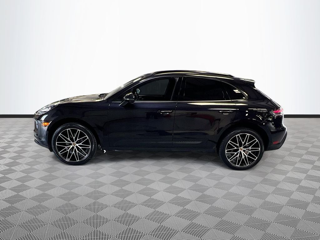 2024 Porsche Macan Base