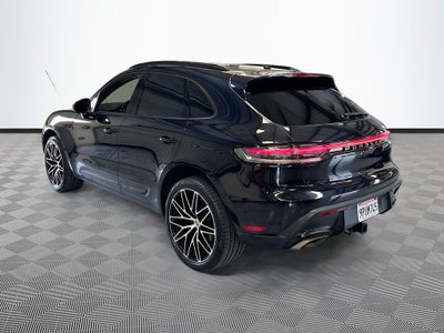 2024 Porsche Macan Base