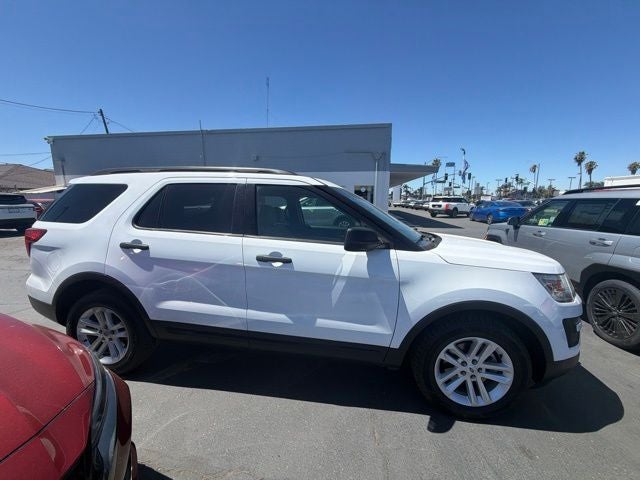 2017 Ford Explorer Base