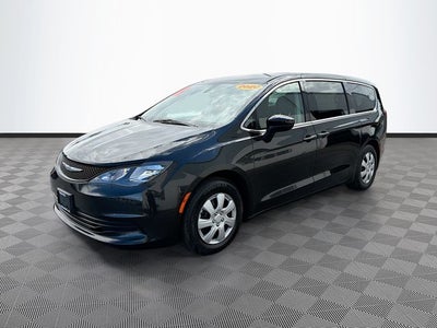 2020 Chrysler Voyager L