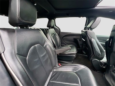 2022 Chrysler Pacifica Hybrid Limited