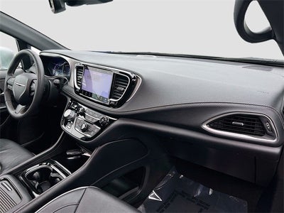 2022 Chrysler Pacifica Hybrid Limited