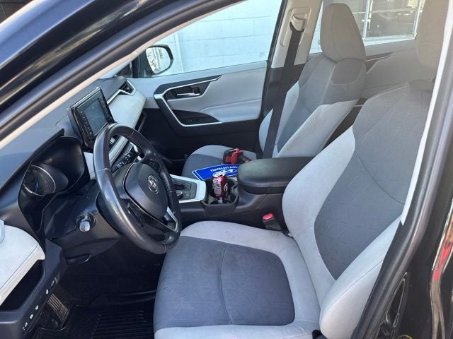 2020 Toyota RAV4 Hybrid XLE