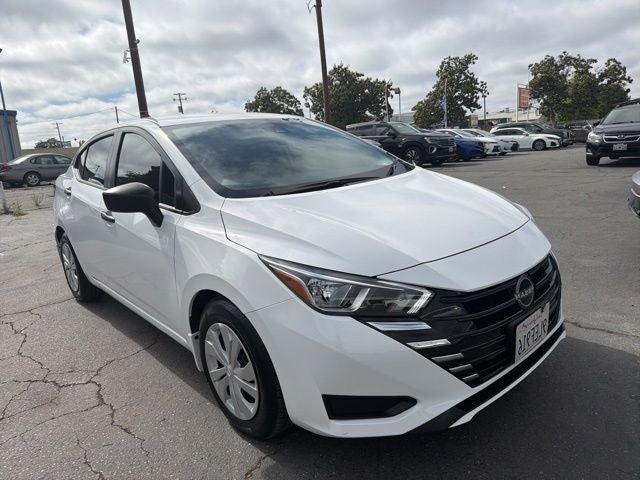 2024 Nissan Versa 1.6 S