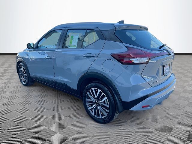 2022 Nissan Kicks SV