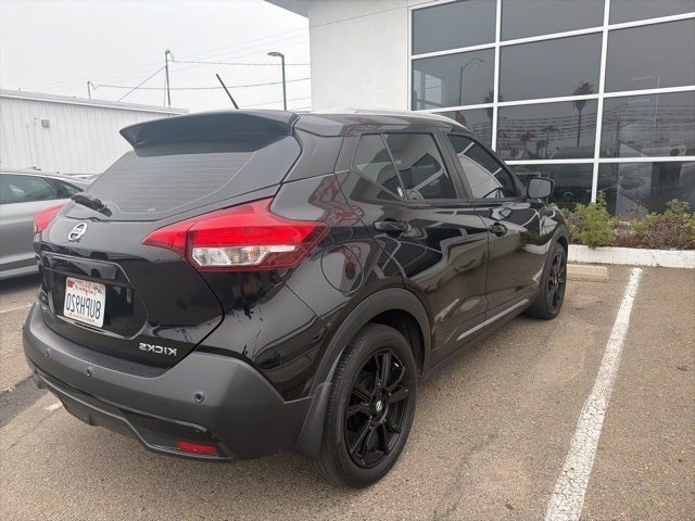 2020 Nissan Kicks SR