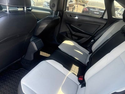 2021 Volkswagen Jetta R-Line