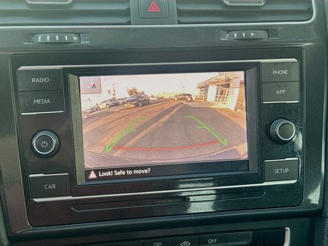 2019 Volkswagen Golf S