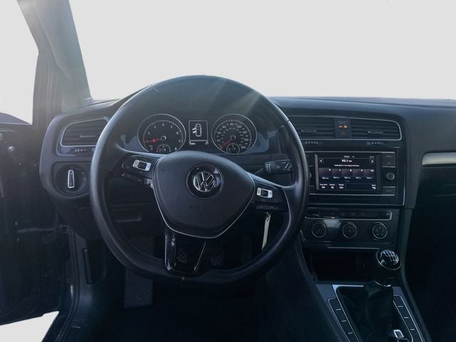2019 Volkswagen Golf S
