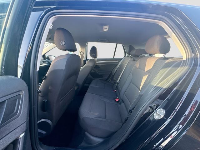 2019 Volkswagen Golf S