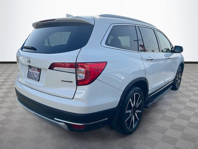 2019 Honda Pilot Touring 8 Passenger