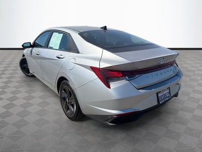 2021 Hyundai ELANTRA SEL