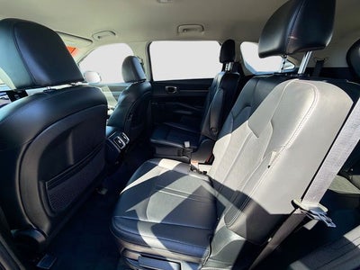 2025 Kia Sorento EX