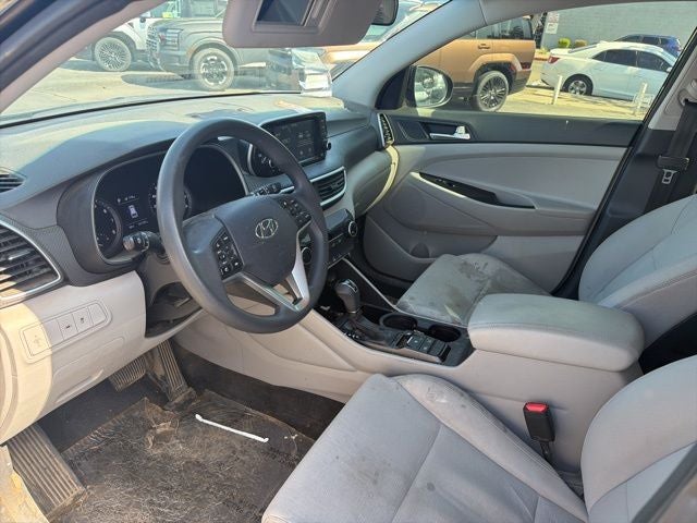 2021 Hyundai TUCSON SE