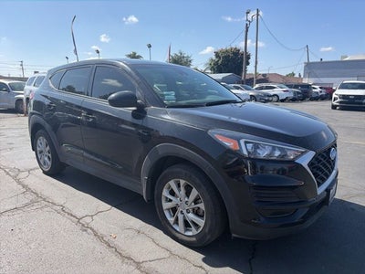 2021 Hyundai TUCSON SE