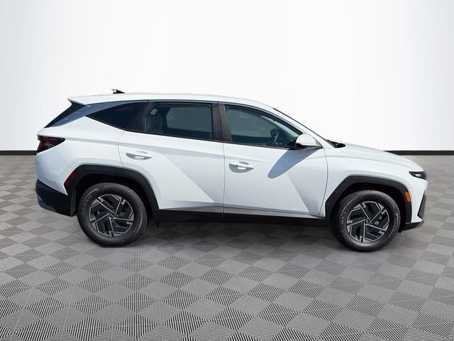 2026 Hyundai TUCSON HYBRID SE