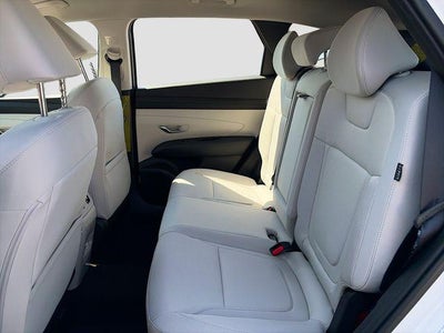 2026 Hyundai TUCSON HYBRID SE