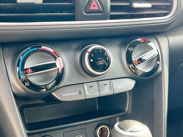 2021 Hyundai KONA SEL