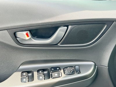 2021 Hyundai KONA SEL