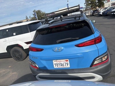 2022 Hyundai KONA SEL