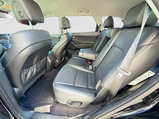 2016 Hyundai SANTA FE SE