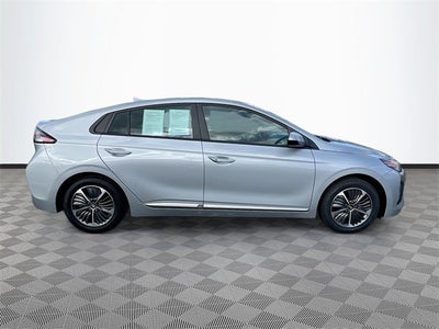 2022 Hyundai IONIQ PLUG-IN HYBRID SE