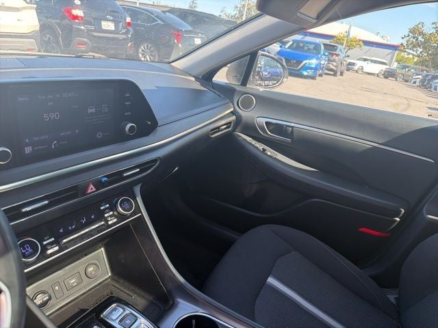 2022 Hyundai SONATA SEL