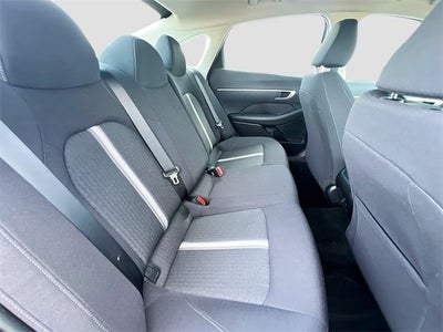 2025 Hyundai SONATA SE