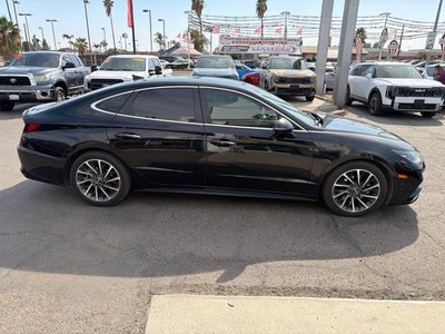2022 Hyundai SONATA Limited