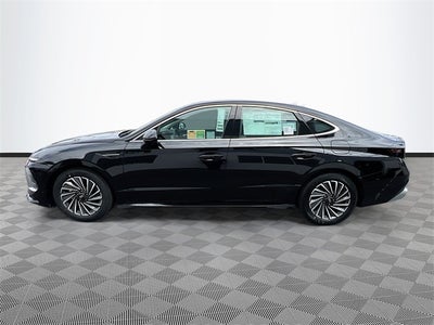 2025 Hyundai SONATA HYBRID SEL