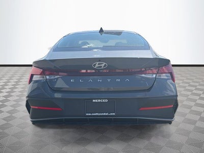 2026 Hyundai ELANTRA SE