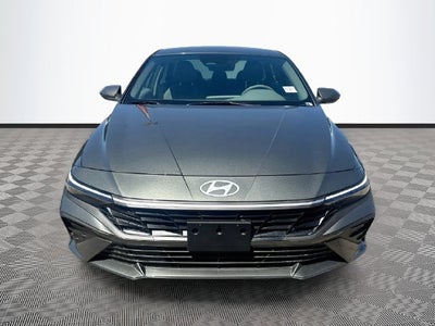 2026 Hyundai ELANTRA SE