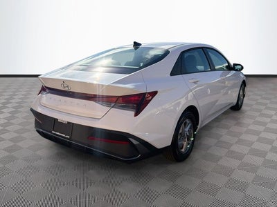 2026 Hyundai ELANTRA SE