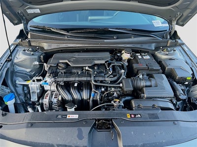 2026 Hyundai ELANTRA SE