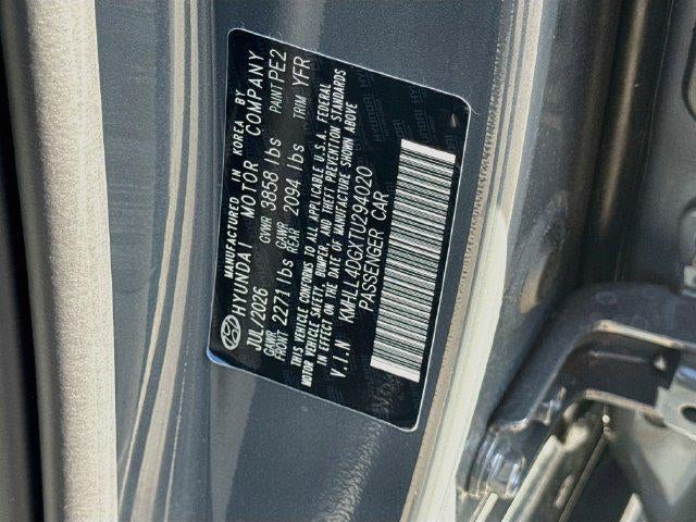 2026 Hyundai ELANTRA SE