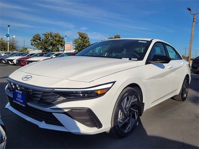 2025 Hyundai ELANTRA HYBRID SEL Sport