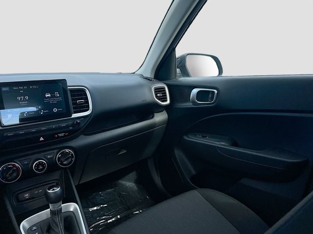 2025 Hyundai VENUE SE