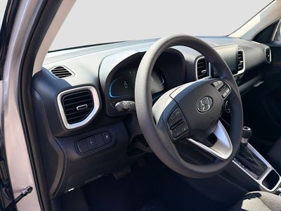 2026 Hyundai VENUE SE