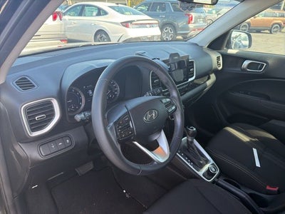 2022 Hyundai VENUE SEL