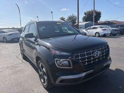 2022 Hyundai VENUE SEL