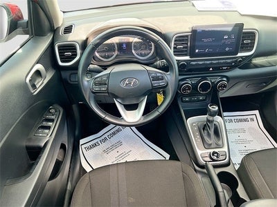 2022 Hyundai VENUE SEL