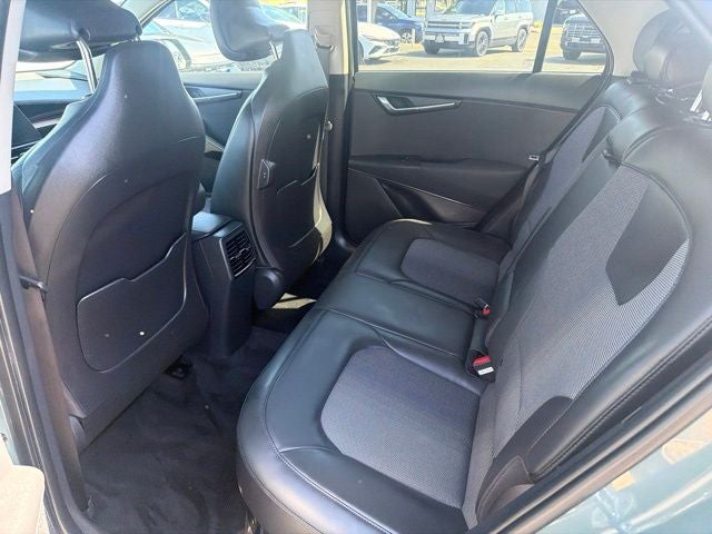 2024 Kia Niro EX Touring