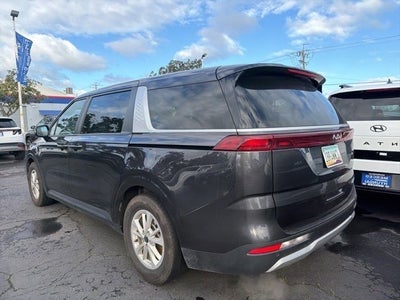 2024 Kia Carnival LX